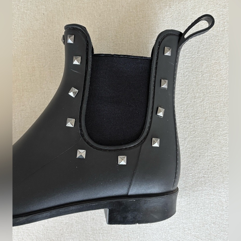 London Fog rain ankle boots booties rubber black studs 6.5 7 - Picture 2 of 6